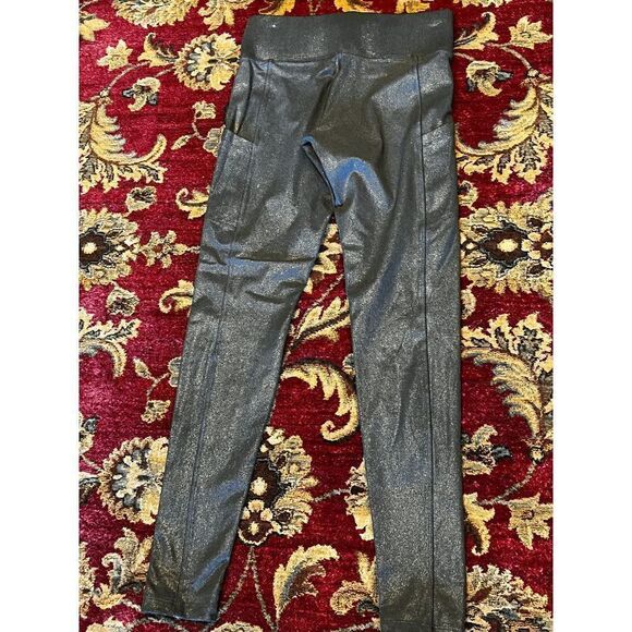 Victoria Secret Pink Ultimate Shimmery Leggings Size XS - Picture 4 of 4